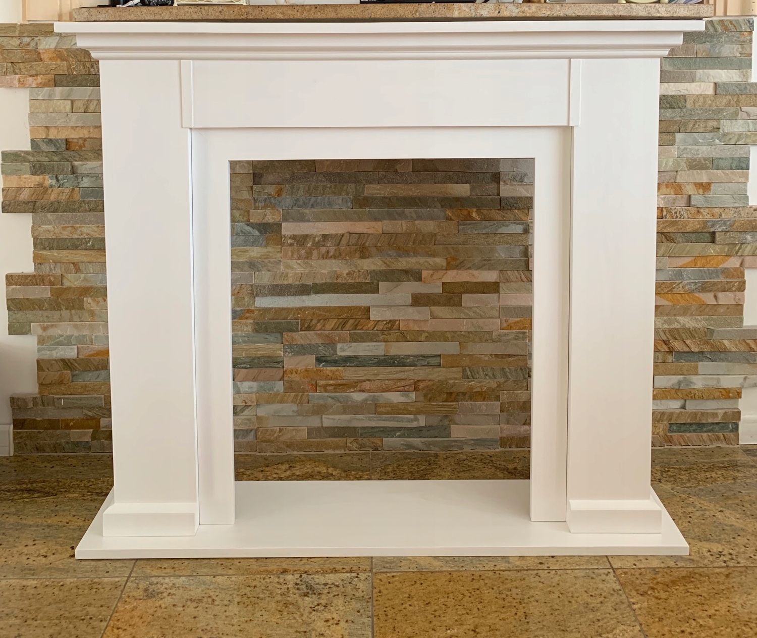 <span style="font-weight: bold;">Порталы для каминов и прочие изделия</span><br>